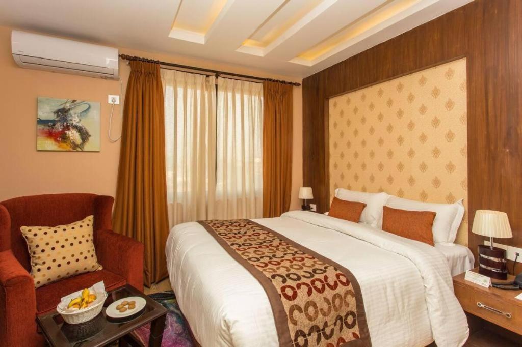 Hotel Buddy Катманду Экстерьер фото