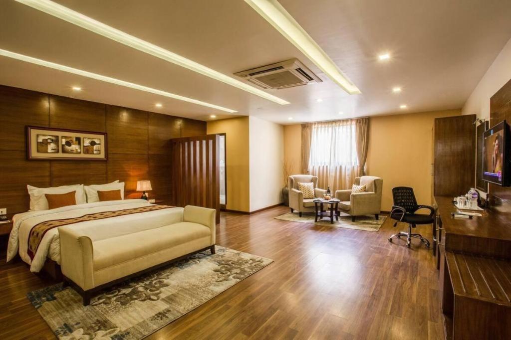 Hotel Buddy Катманду Экстерьер фото