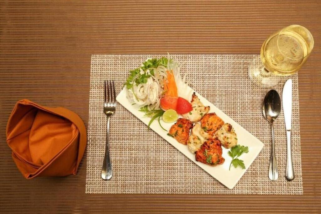 Hotel Buddy Катманду Экстерьер фото