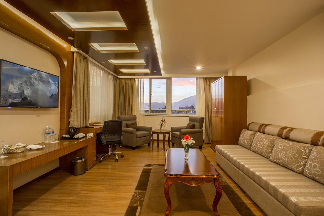 Hotel Buddy Катманду Экстерьер фото