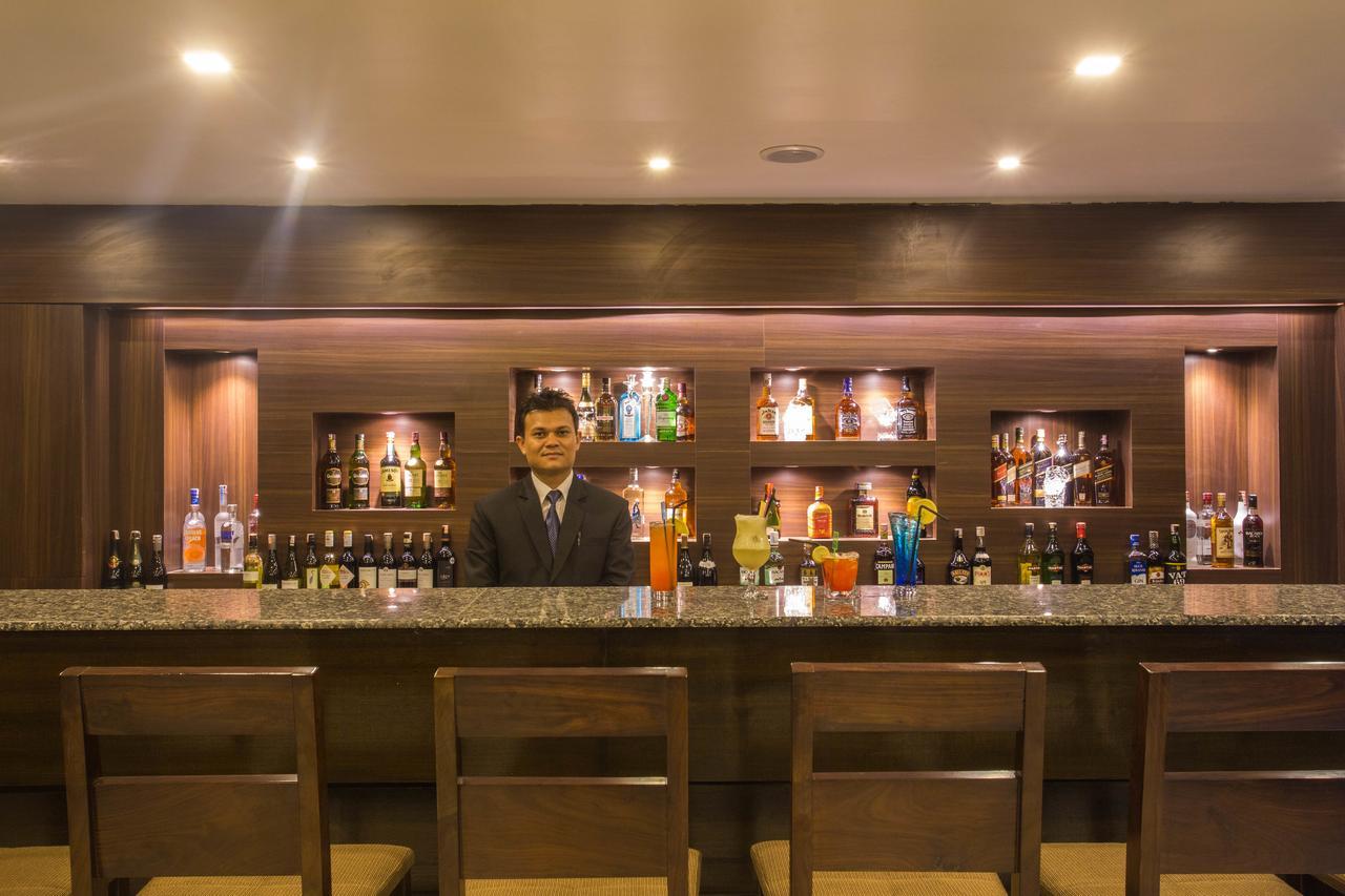 Hotel Buddy Катманду Экстерьер фото